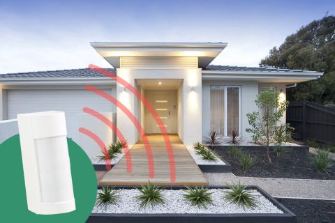 Rilevano la presenza dell'intruso all'esterno dellabitazione attivando l'allarme